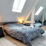Maison De Charme à Avec Vue Sur La Mer.