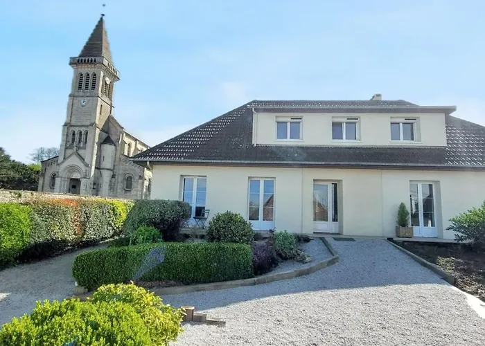 Maison De Charme A Avec Vue Sur La Mer. Grandcamp-Maisy