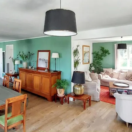 Maison De Charme à Avec Vue Sur La Mer. Casa vacanze