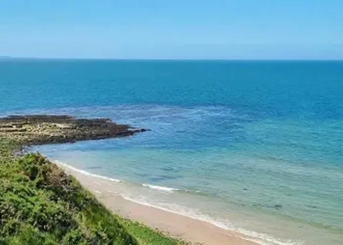 Maison De Charme A Avec Vue Sur La Mer. * Grandcamp-Maisy