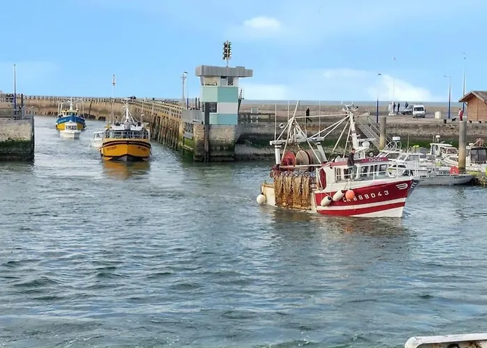 Maison De Charme A Avec Vue Sur La Mer. * Grandcamp-Maisy