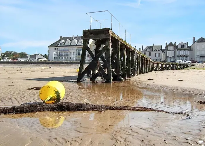 Maison De Charme A Avec Vue Sur La Mer. Сasa de vacaciones