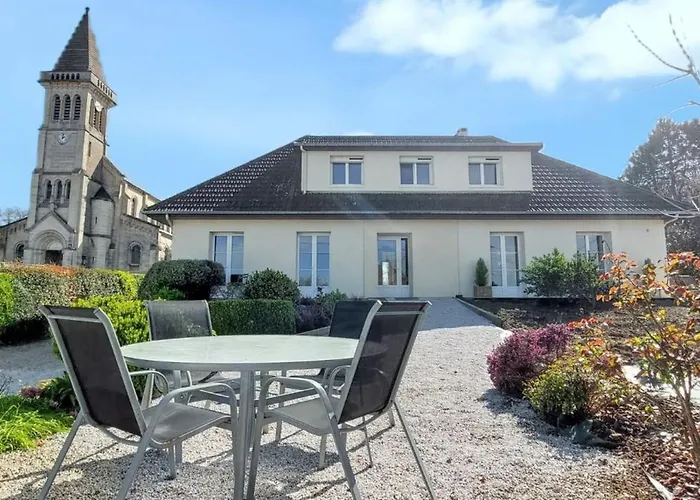 Maison De Charme A Avec Vue Sur La Mer. Сasa de vacaciones Grandcamp-Maisy